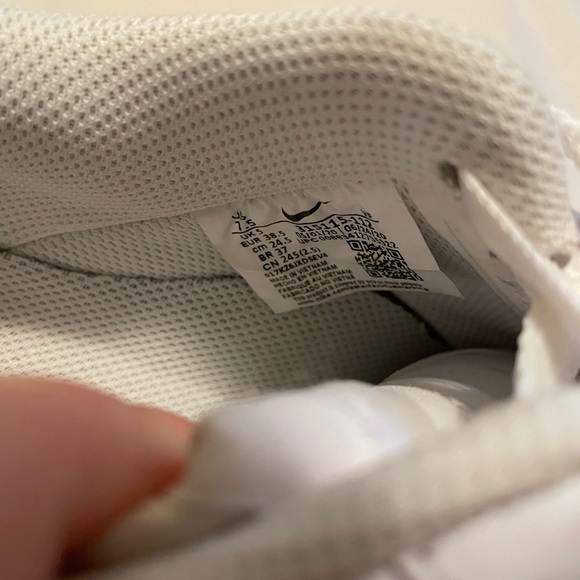 Nike Air Force 1 - Picture 3 of 6